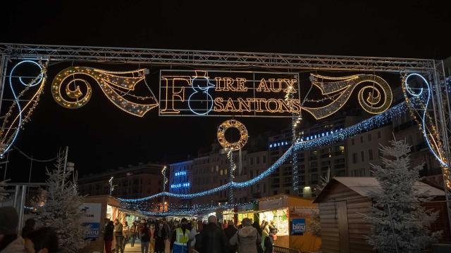 foire-santons-noel-marseille-CLuparini.jpg