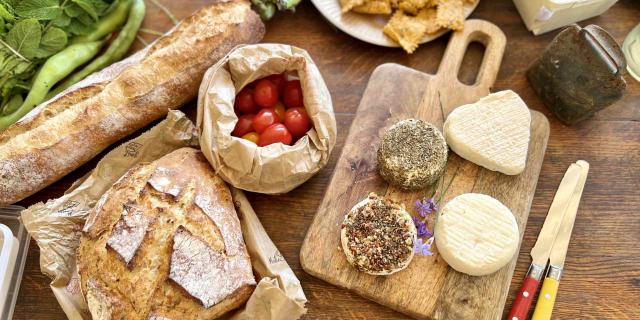 dejeuner-ferme-fromages-ACelindano.jpg