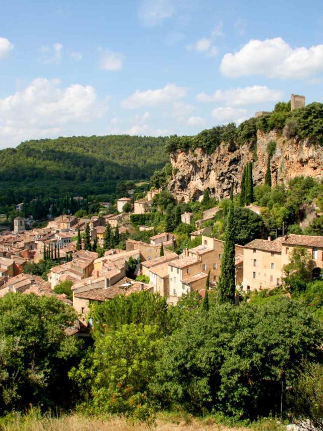 Cotignac-©Luc-Verney-provenceverteverdon.fr_.jpg