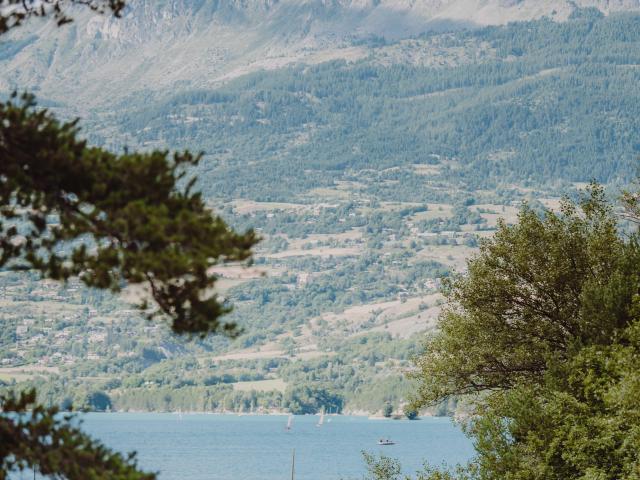 Les Toues Cabanées du Lac - Lac de Serre-Ponçon