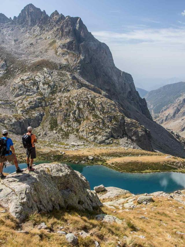 Randonneurs dans le Parc national du Mercantour