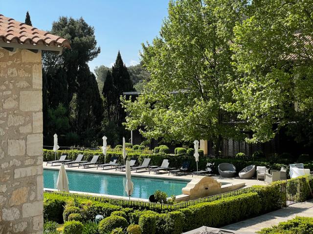 Domaine de Manville - Les Baux de Provence - Vue piscine