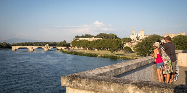 Pont-Saint-Benezet-Avignon-Empreinte-D_Ailleurs.jpg