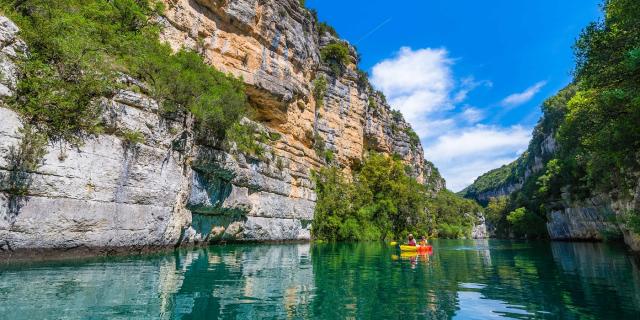 Canoe Dans Les Gorges De Baudinard