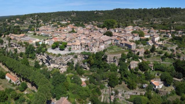 Vue du village, Varages