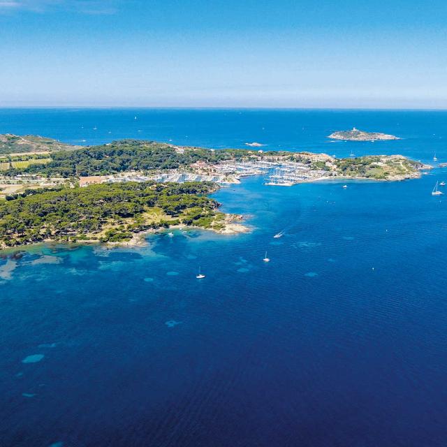 Vue aérienne Ile des Embiez Var Provence