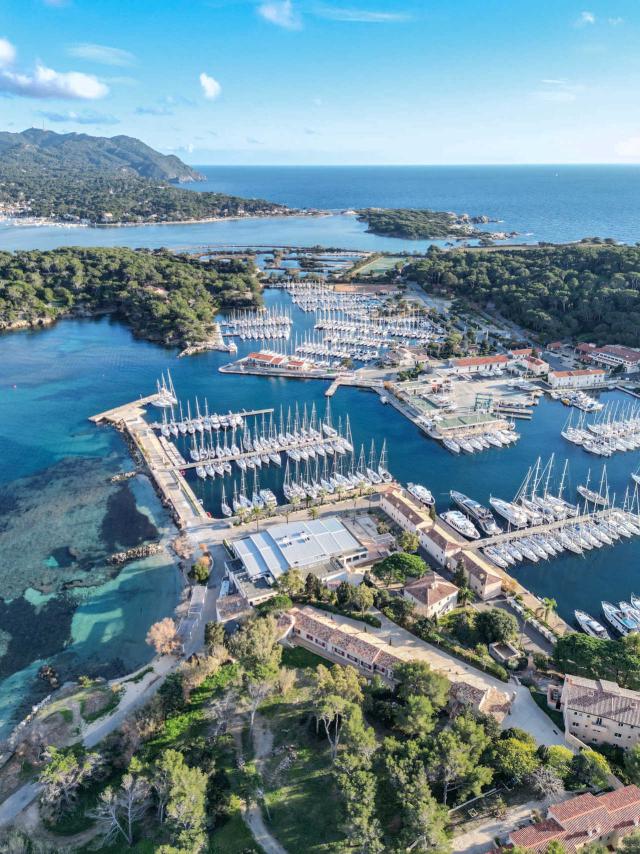Vue Aérienne Port Ile des Embiez Var Provence