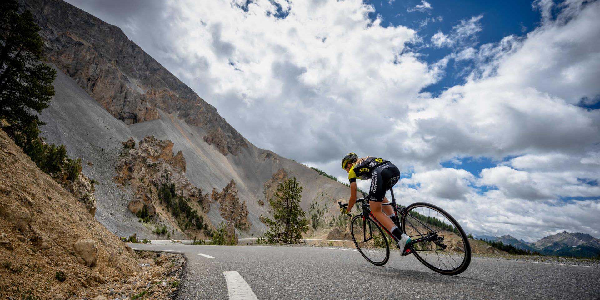 Cycliste Col Izoard Hautes Alpes Rfabregue