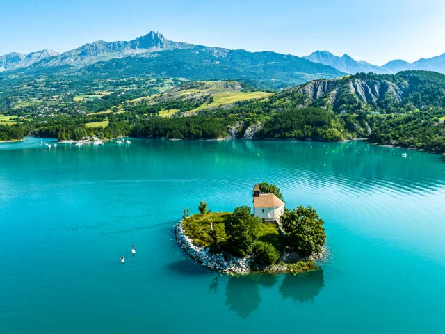 Chapelle Serre Poncon Alpes