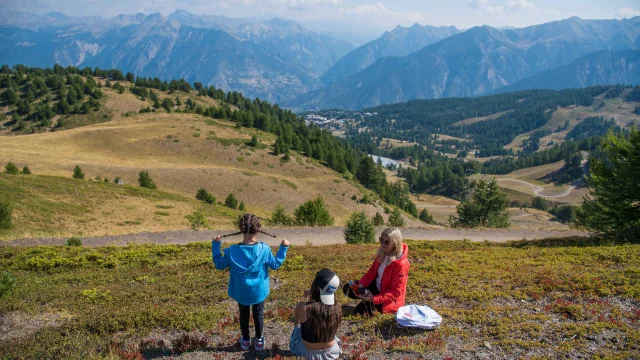 Famille Paysage Montagne Risoul Alpes