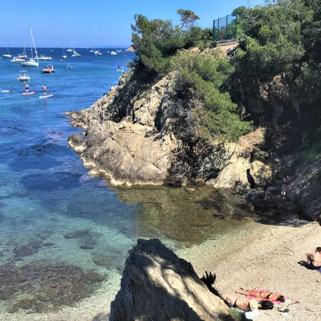 Plage Presqu'ile de Giens sur le sentier du littoral