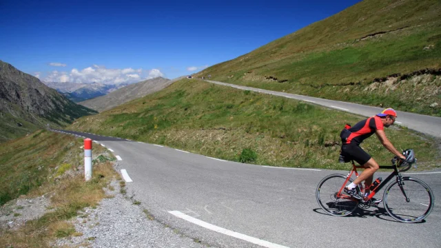 cycliste Col Agnel