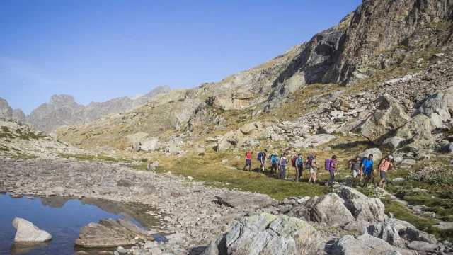 Randonnée sur les rives du lac Autier dans le Mercantour