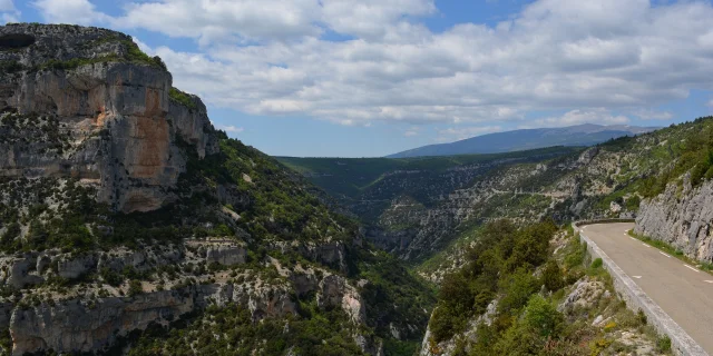 Les Gorges de la Nesque