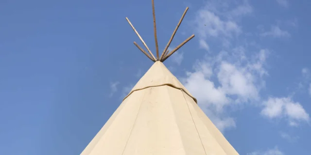 Tipi, hébergement insolite à la ferme