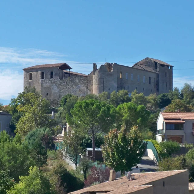 Das Château des Templiers in Gréoux-les-Bains