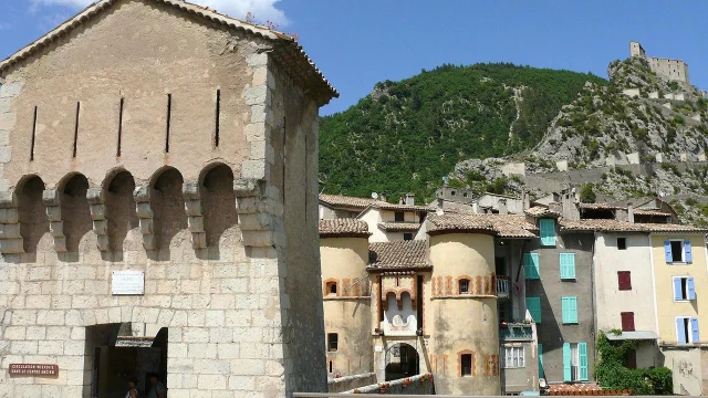 Porte royale d'Entrevaux