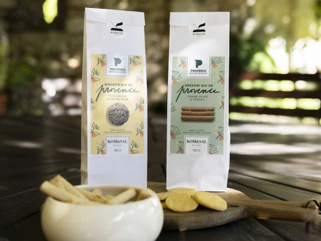 Kom&Sal/Marque Provence products on the aperitif table