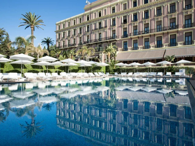 Picine Royal Riviera Cote D Azurhd Royal Riviera Hotel