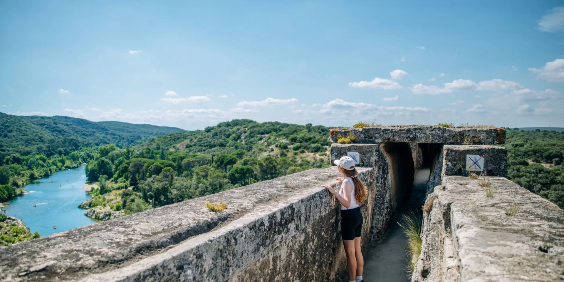Pont Du Gard Hellolaroux