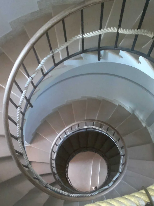 L'escalier en colimaçon du phare de la Garoupe d'Antibes Conservatoire Du Littoral