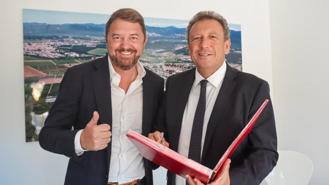 07 09 2025 Img 2209 Signature Region Fdc Ib