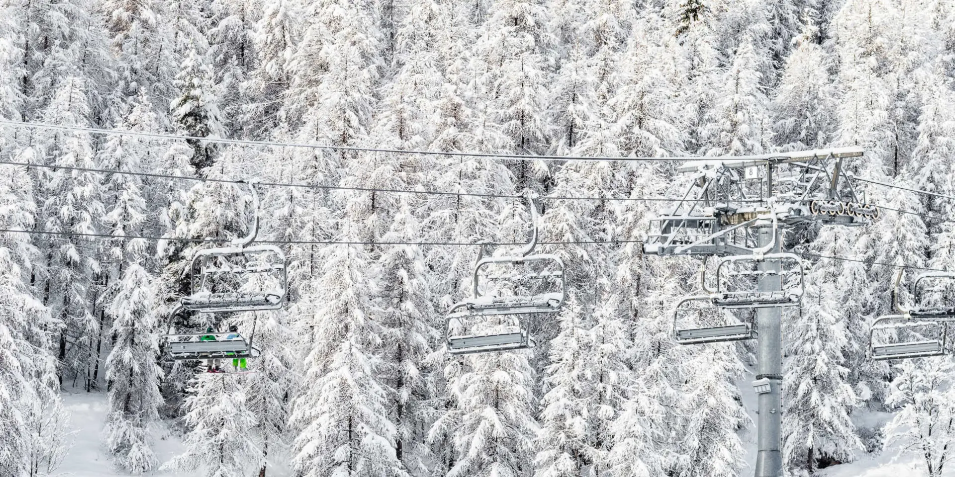 La station d'Auron sous la neige
