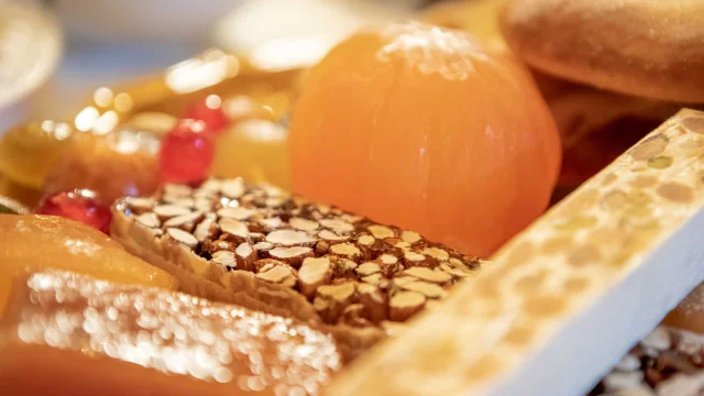 Nougat, candied fruit and other Provençal desserts