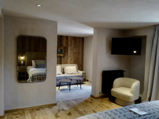Chambre Hôtel Le Prieuré Pra Loup Alpes du Sud
