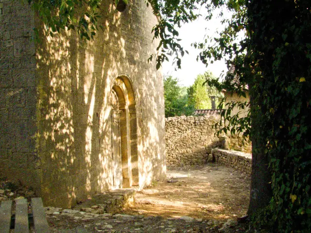 Die Kapelle Notre-Dame-de-l’Aube in Entrecasteaux