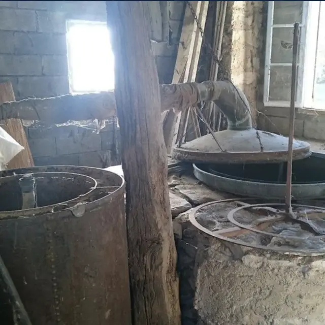 Ancienne distillerie de La Rochegiron